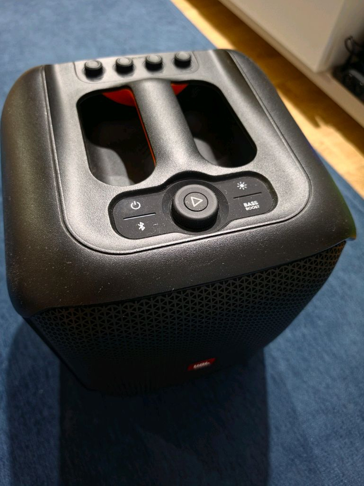 JBL 파티박스 앙코르 버스킹 블루투스스피커 이미지