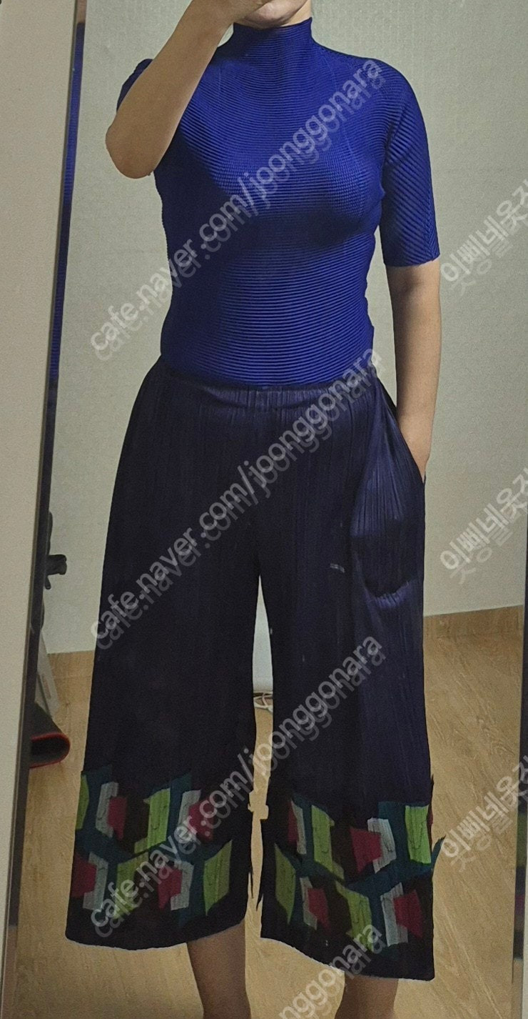 정품 이세이미야케 플리츠플리즈 ISSEYMIYAKE 탑 이미지