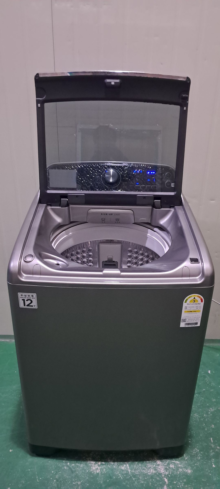 2723 클라쎄 18KG 통돌이세탁기(블랙) 이미지