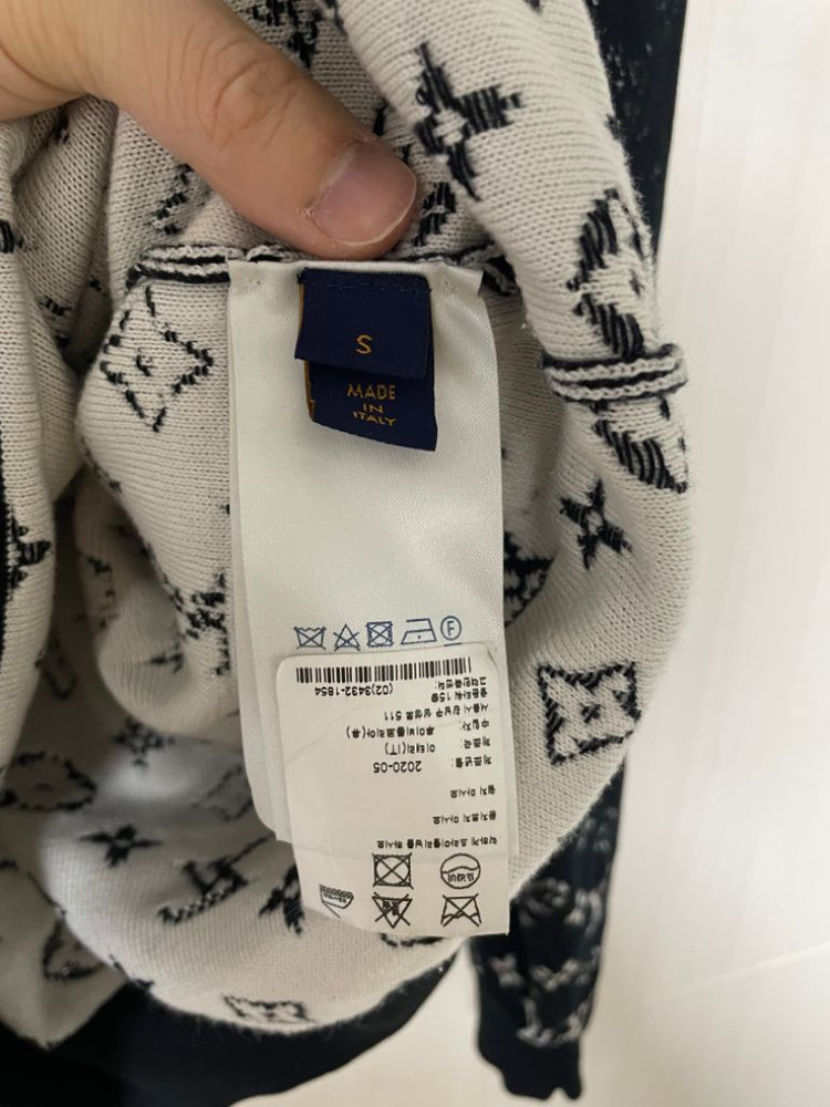 [S] 루이비통 모노그램 그라디언트 니트 블랙 이미지
