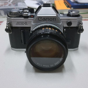 캐논ae-1 필름카메라 + 50mm 렌즈 세트