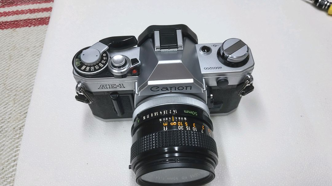 캐논ae-1 필름카메라 + 50mm 렌즈 세트 이미지