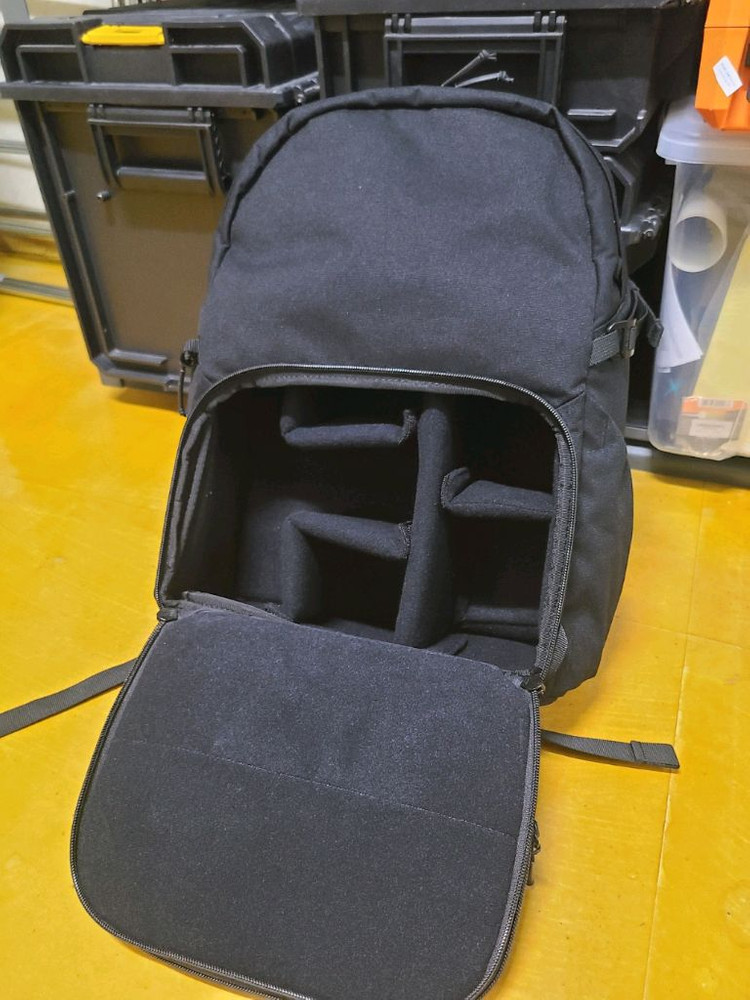 브레비떼 점퍼 카메라 가방 백팩 팝니다 이미지
