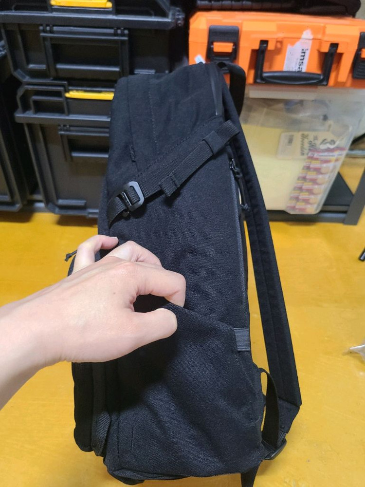 브레비떼 점퍼 카메라 가방 백팩 팝니다 이미지