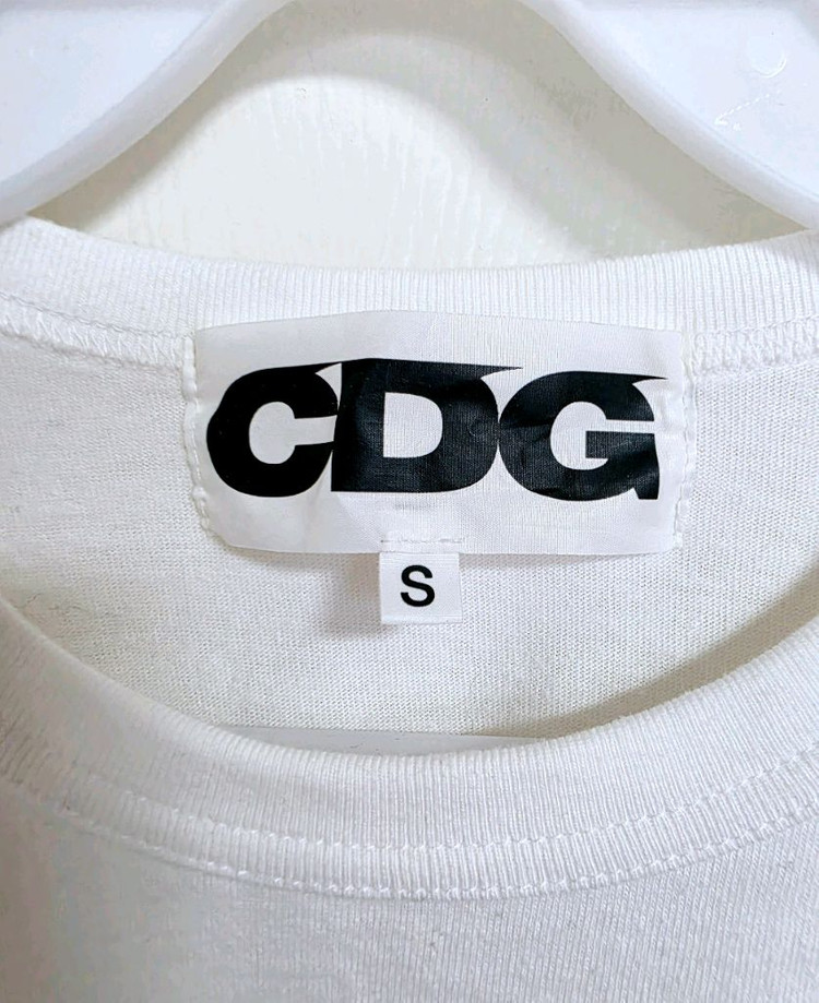 꼼데가르송 CDG 롱슬리브 티셔츠 이미지