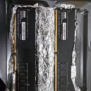 DDR4 2666 8GB 메모리 4개 이미지