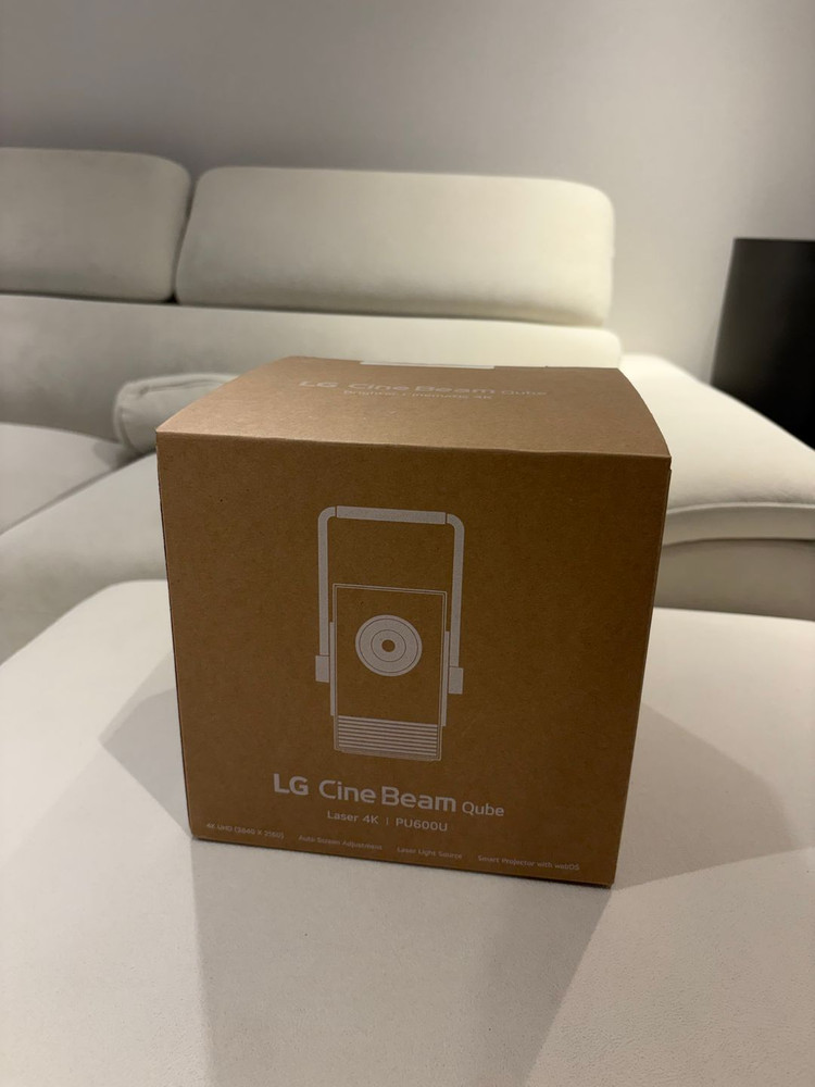 LG 시네빔 큐브 PU600U 4K 빔프로젝터 이미지