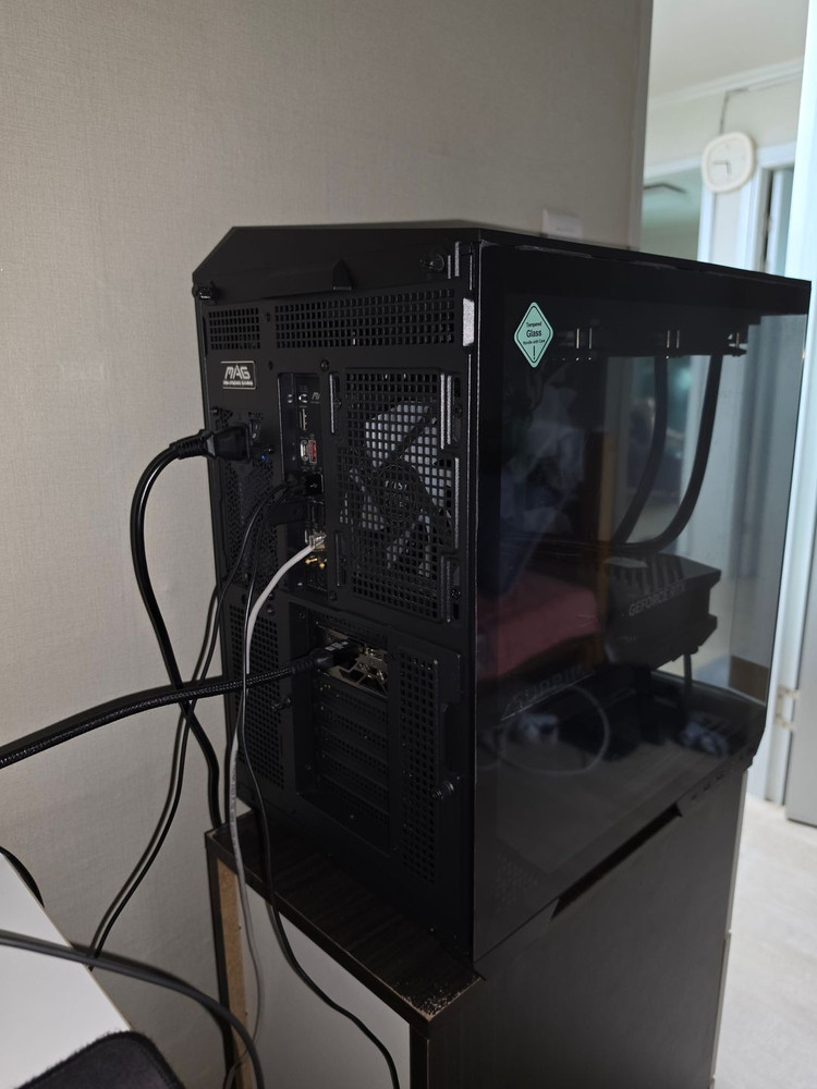 9950X3D/5090 고성능 게이밍 PC 본체 이미지