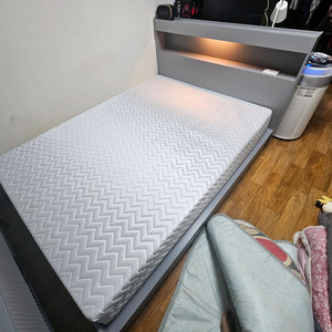 동서가구 LED 3단 수납침대 (퀸),파로마 티비장 일괄판매 합니다. 이미지