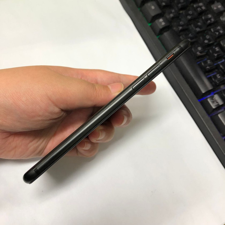 아이폰7 32GB 블랙 중고폰 배터리100% 레트로감성 사진폰 102359 이미지