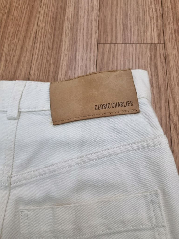 한섬 cedirc charlier 아이보리 미디 스커트 25인치 세드릭 샬리에 이미지