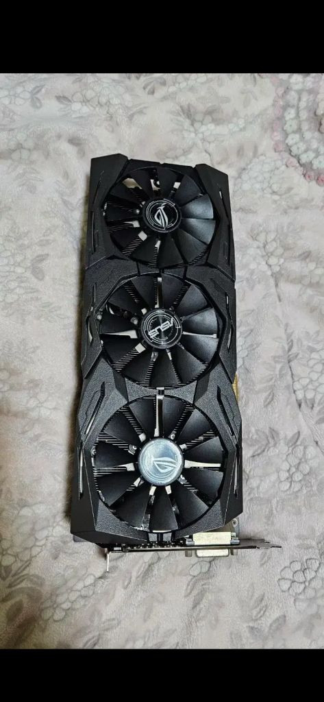 ASUS ROG STRIX GTX 1080Ti 판매 4060동급 이미지