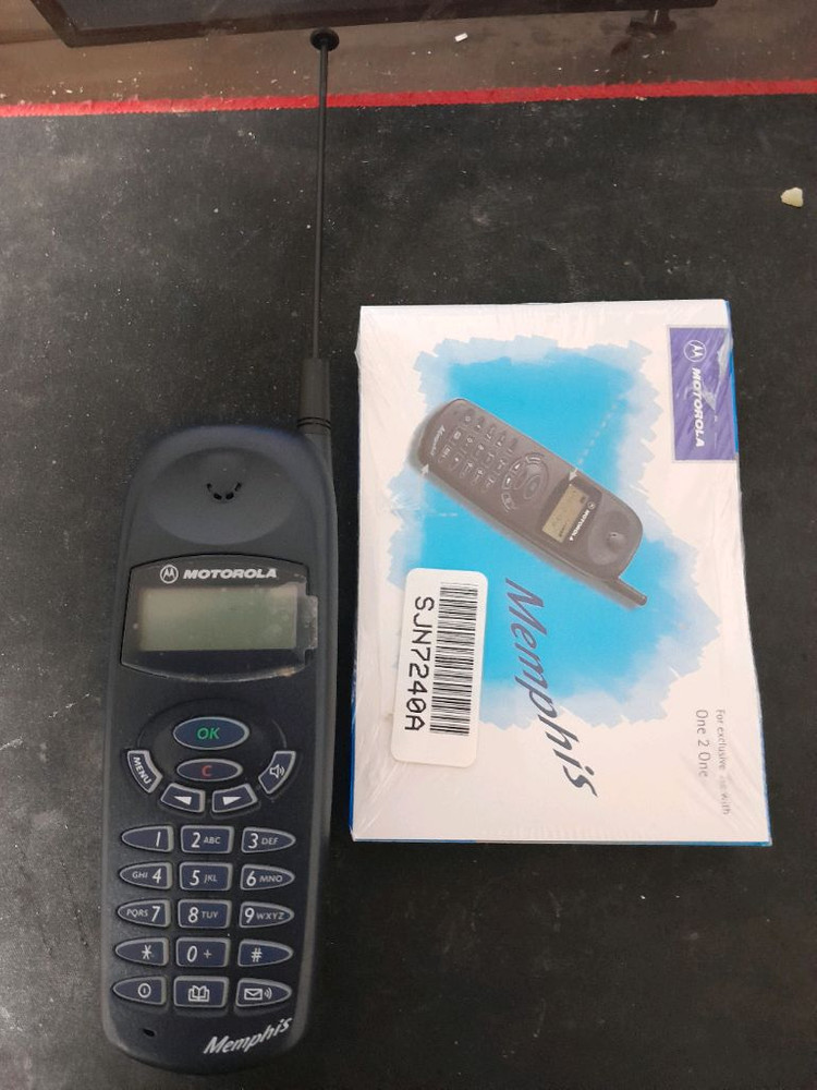 모토로라 멤피스 폰 이미지