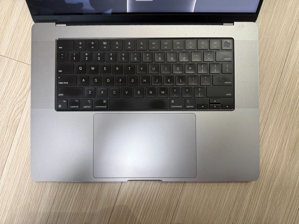 맥북 프로 16인치 M1 Pro 16GB 1tb 풀박 이미지