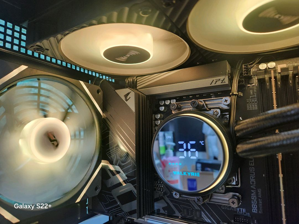 반본체 ) 9800X3D 미사용 컴퓨터 판매합니다 이미지