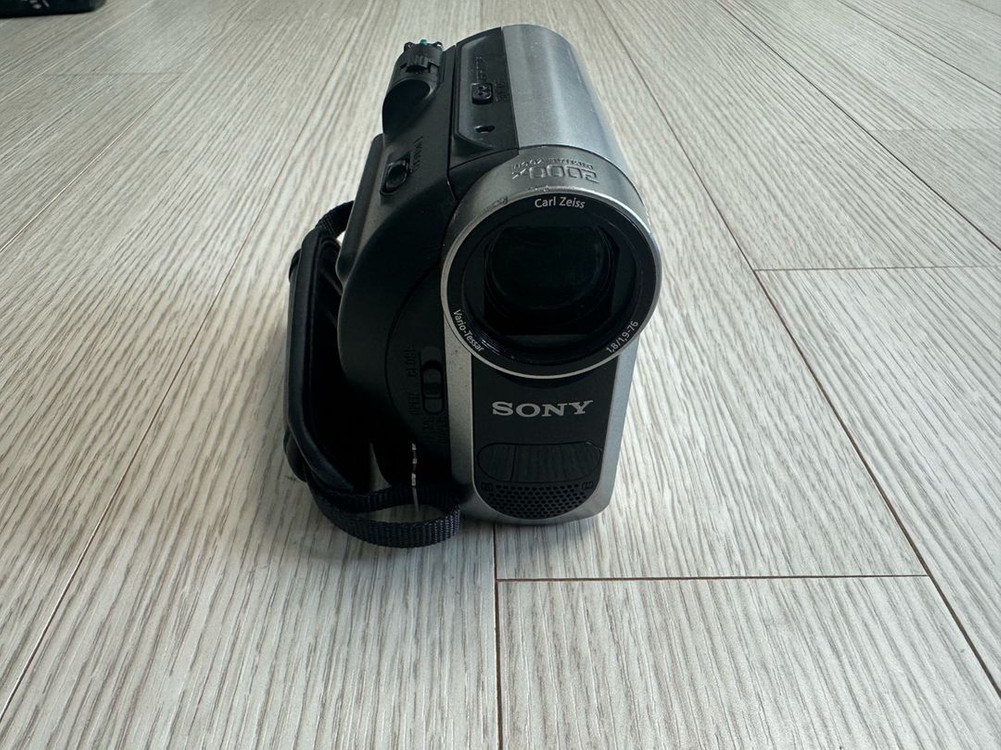 소니 DCR-HC52 핸디캠 6mm 캠코더 판매합니다 이미지