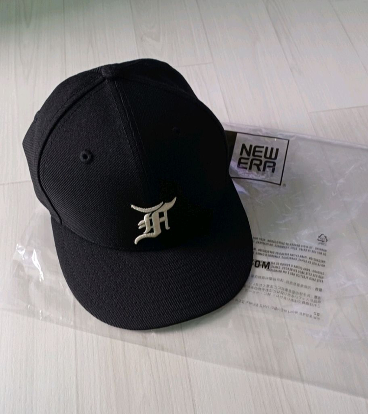 뉴에라 x 피어오브갓 59FIFTY 캡 714 (미사용품) 이미지