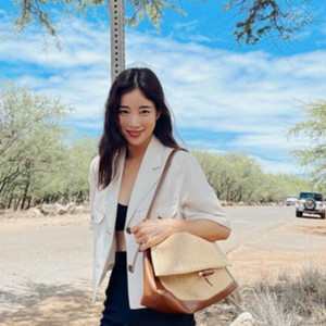 루에브르 린넨 반팔 크롭 자켓 아이보리 1사이즈 여성자켓 이미지