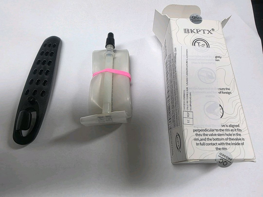 로드튜브 초경량 28그램 TPU 튜브 벨브 65mm 이미지