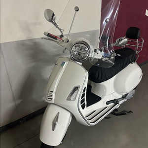 베스파 23년식 gts125 판매 이미지