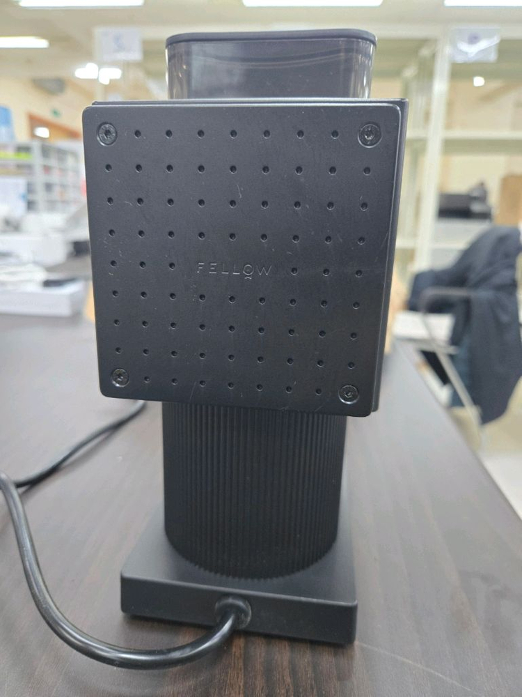펠로우 오드 브루 전동 커피 그라인더 이미지