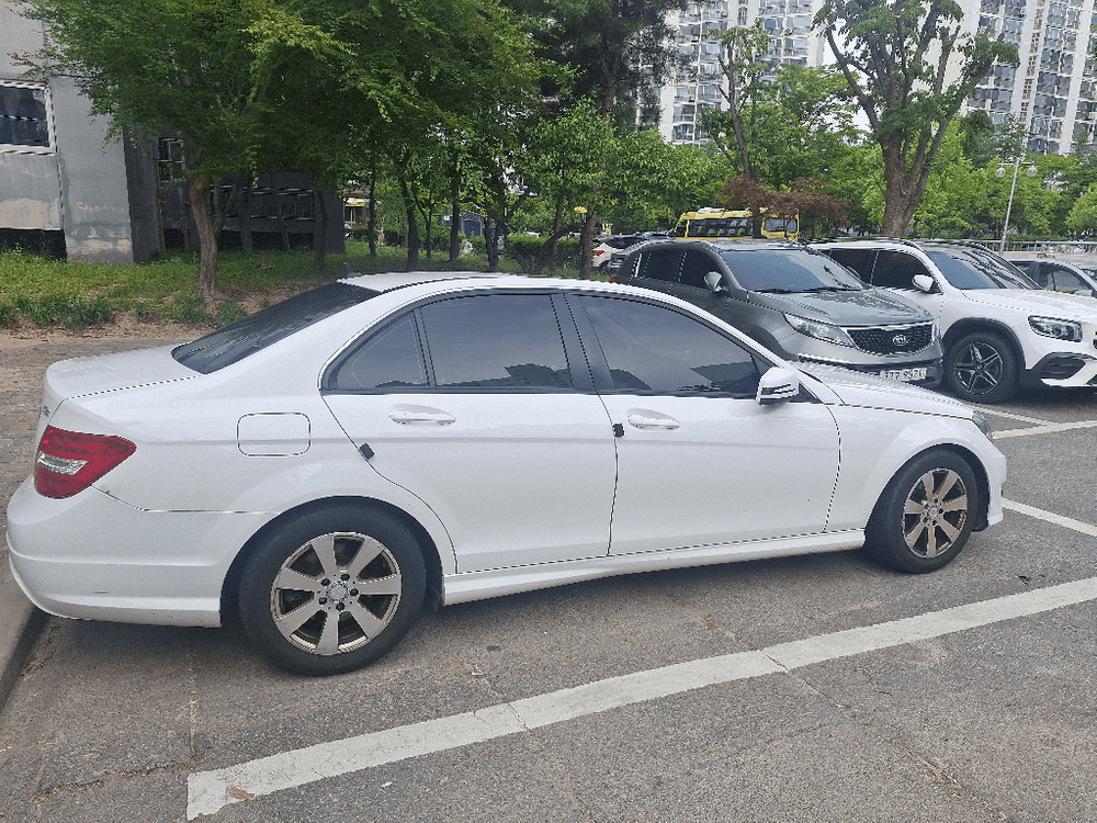 벤츠 c220 cdi 아방가르드 2013년식 이미지
