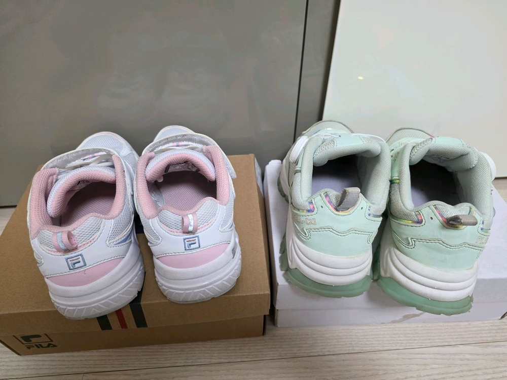여아운동화200)블랙야크다이얼운동화+휠라키즈운동화+크록스C12 일괄 이미지