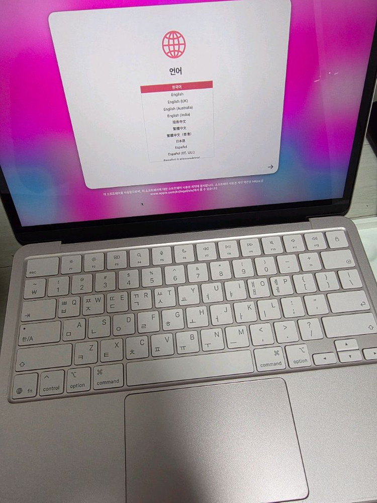 맥북 네오 256 블러쉬 이미지