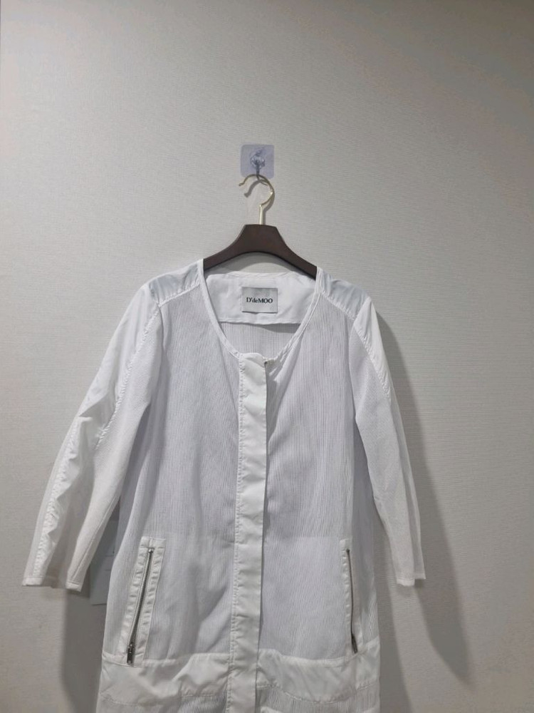 디데무 화이트 펀칭 자켓 여름용 이미지
