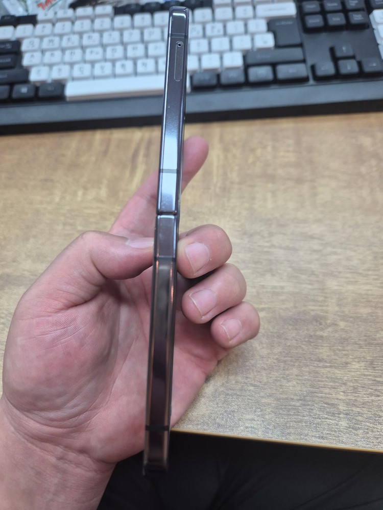 [35만]갤럭시 Z플립5 512GB 대용량 판매합니다 이미지
