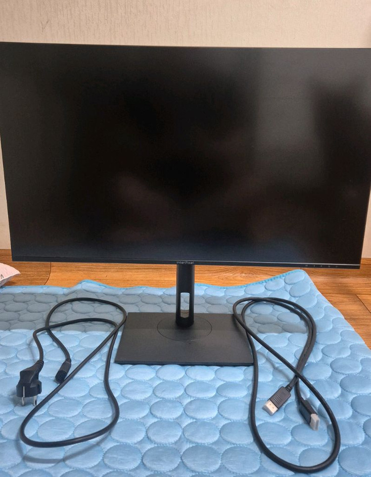 인터픽셀 FHD 165Hz IPS 평면 27인치 게이밍 모니터 판매합니다. 이미지