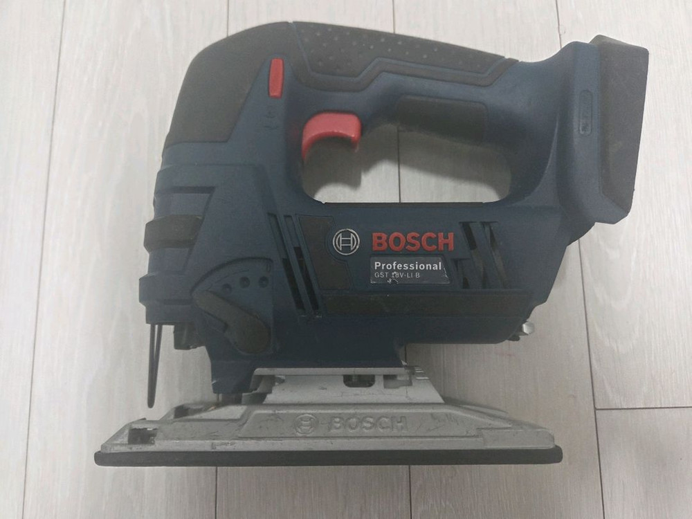 보쉬 임팩드릴 GDR 18V-160 직쏘 GST 18V-LI B 그라인더 컷쏘 이미지