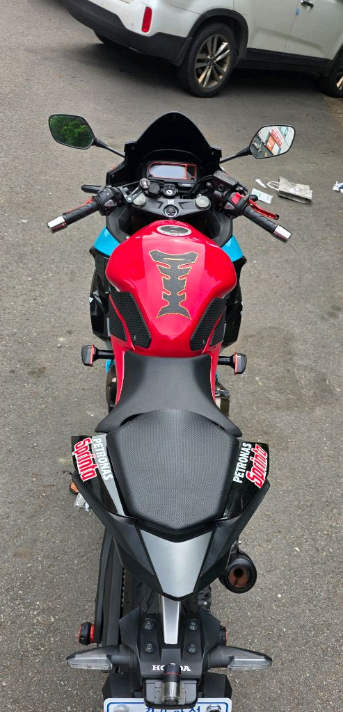 혼다 2023년식 CBR500R 이미지