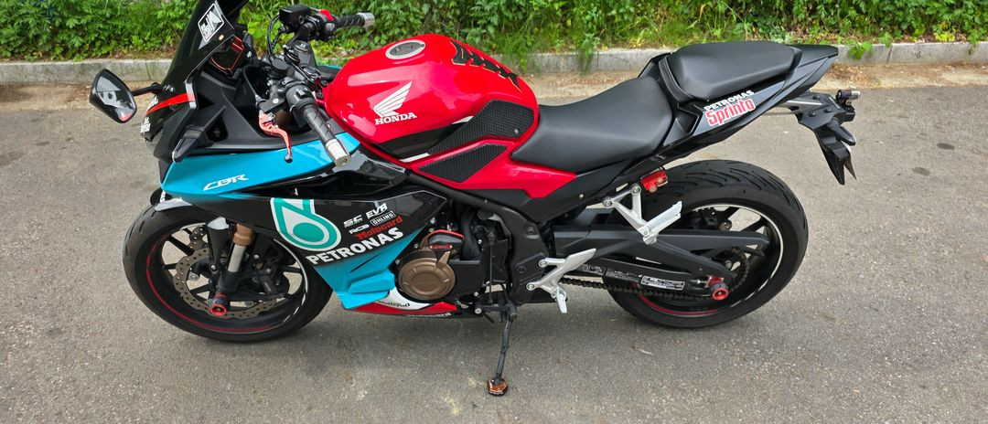 혼다 2023년식 CBR500R 이미지
