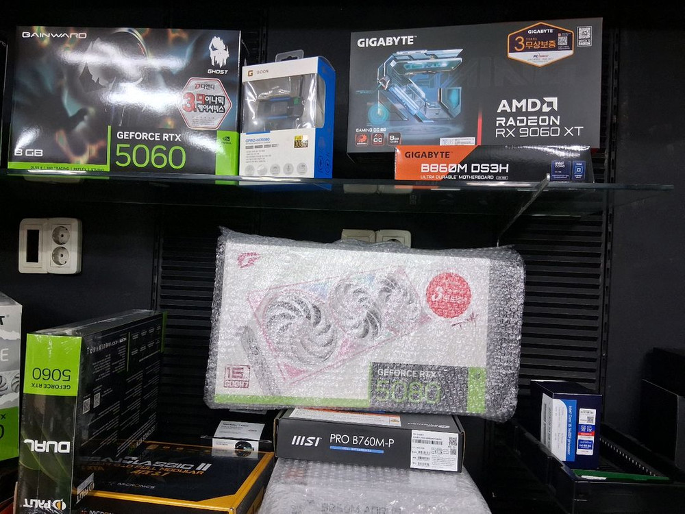 ASUS B850M TUF GAMING wifi 7 미개봉신품 이미지