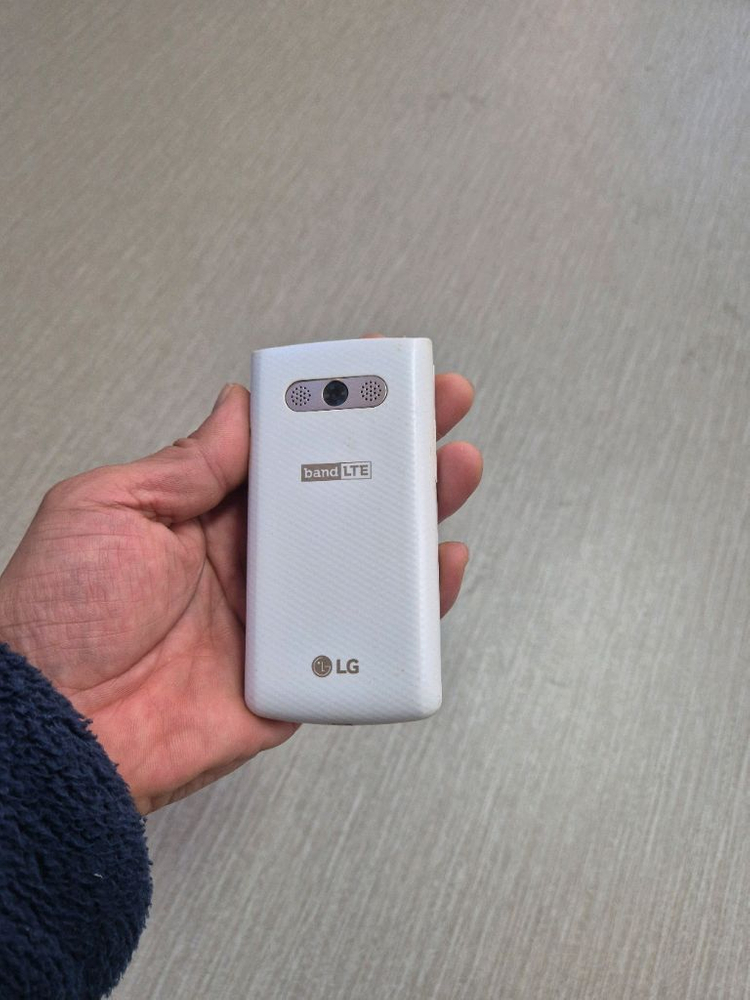 lg 폴더폰 카카오톡 가능 학생폰 효도폰 고삼폰 이미지