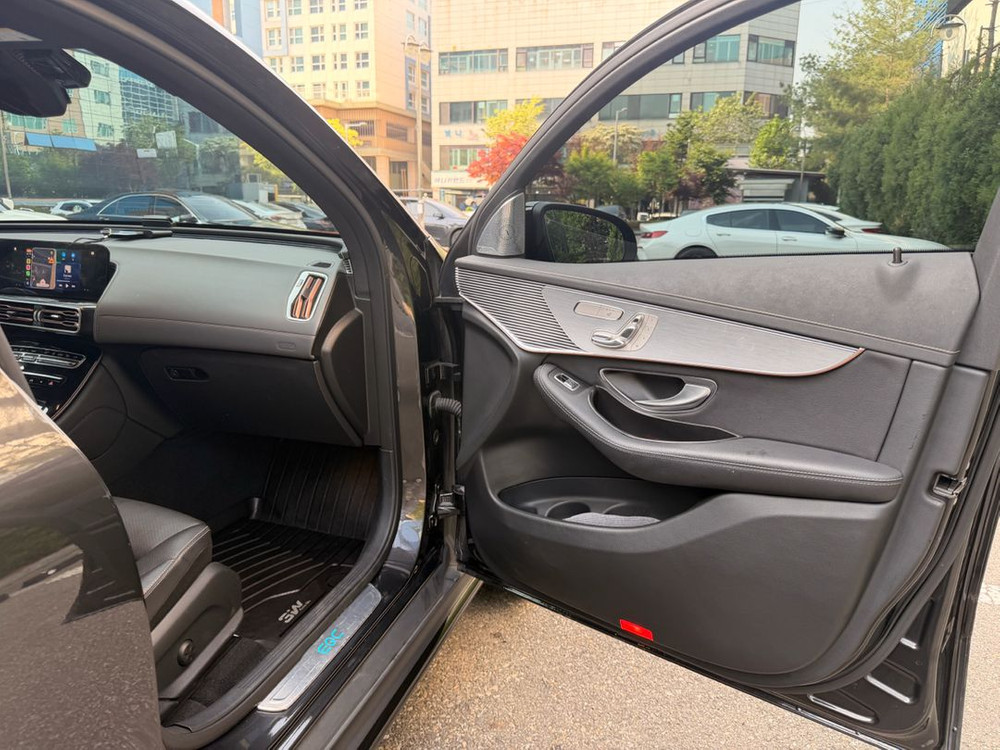 벤츠 EQC400 이미지