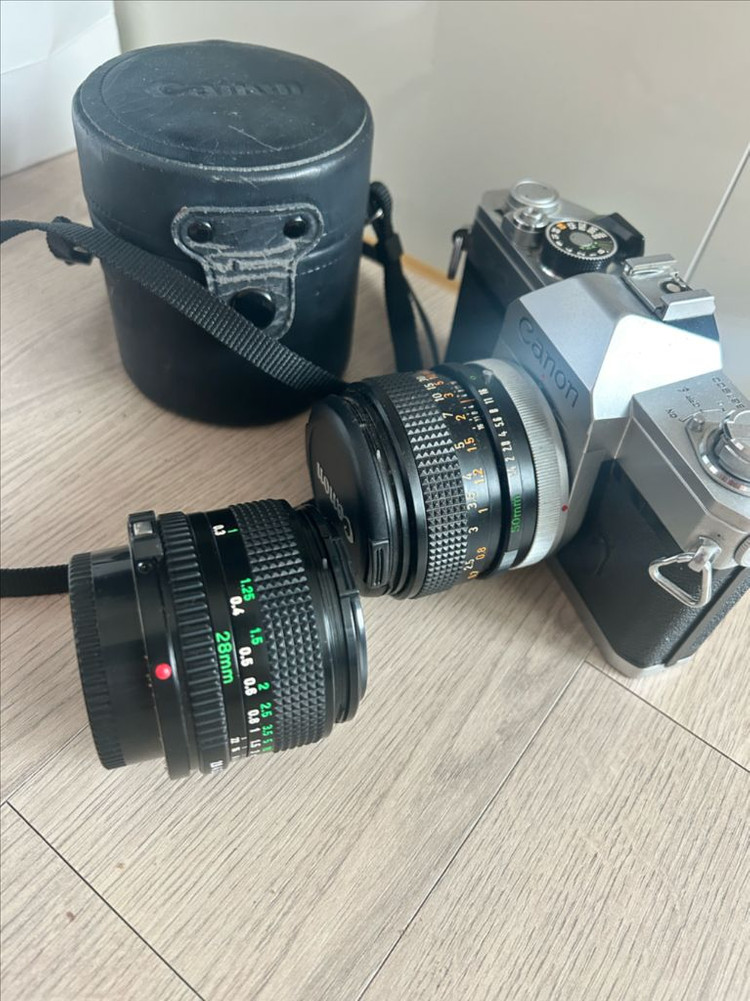 캐논 FTb QL 필름카메라 +Canon FD 28mm&50mm 렌즈2가지(가죽케이스포함) 이미지