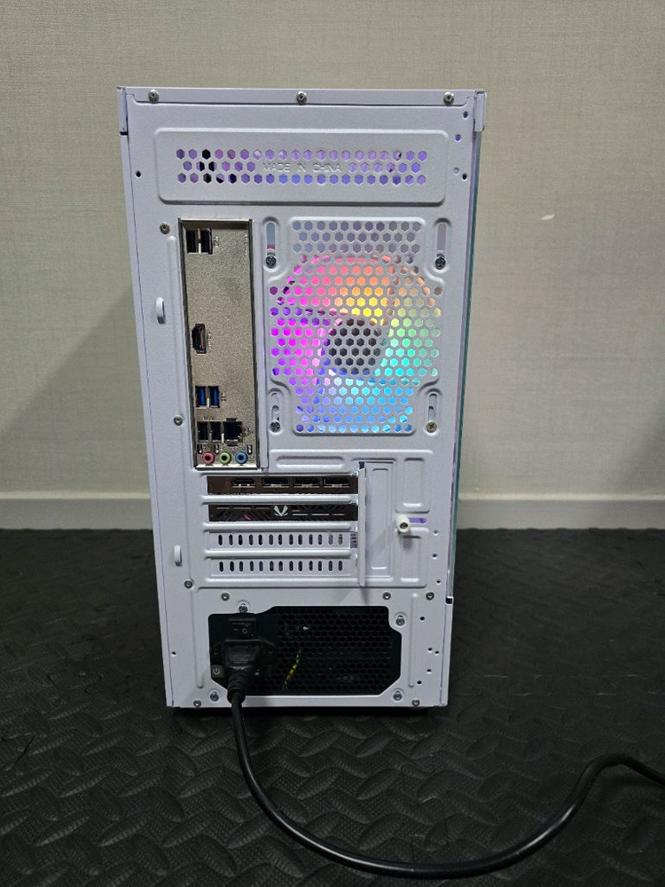 (안산/시흥) 인텔 i5-14400F, RTX 5060 게이밍 컴퓨터 본체 판매 합니다. 이미지
