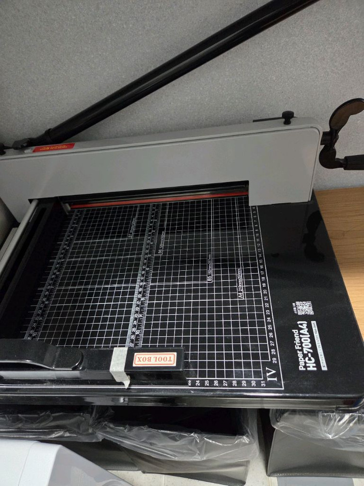 엡손 ES-580w + hc700 재단기 팝니다 이미지