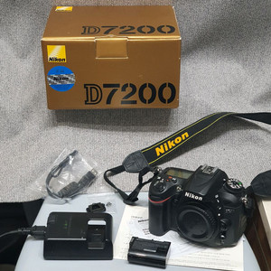 니콘 D7200 바디 이미지