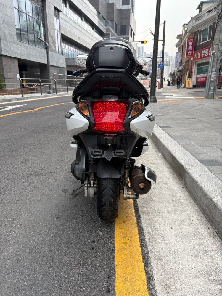보이져125 이미지