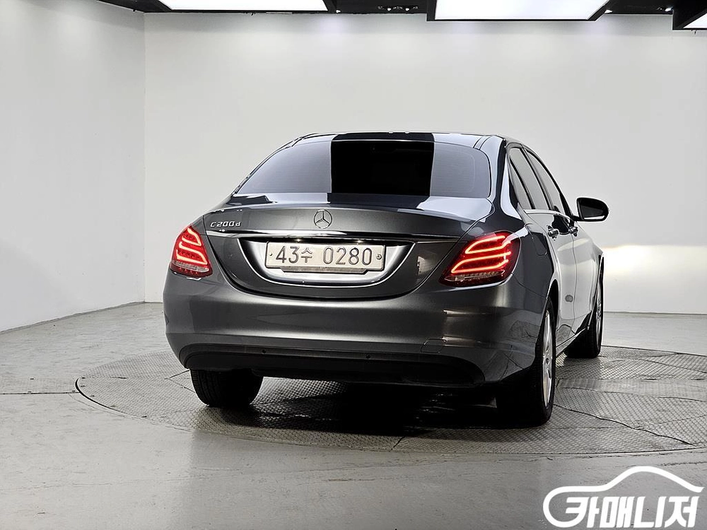 [벤츠]C클래스 W205 C200 d #고유가특가 이미지