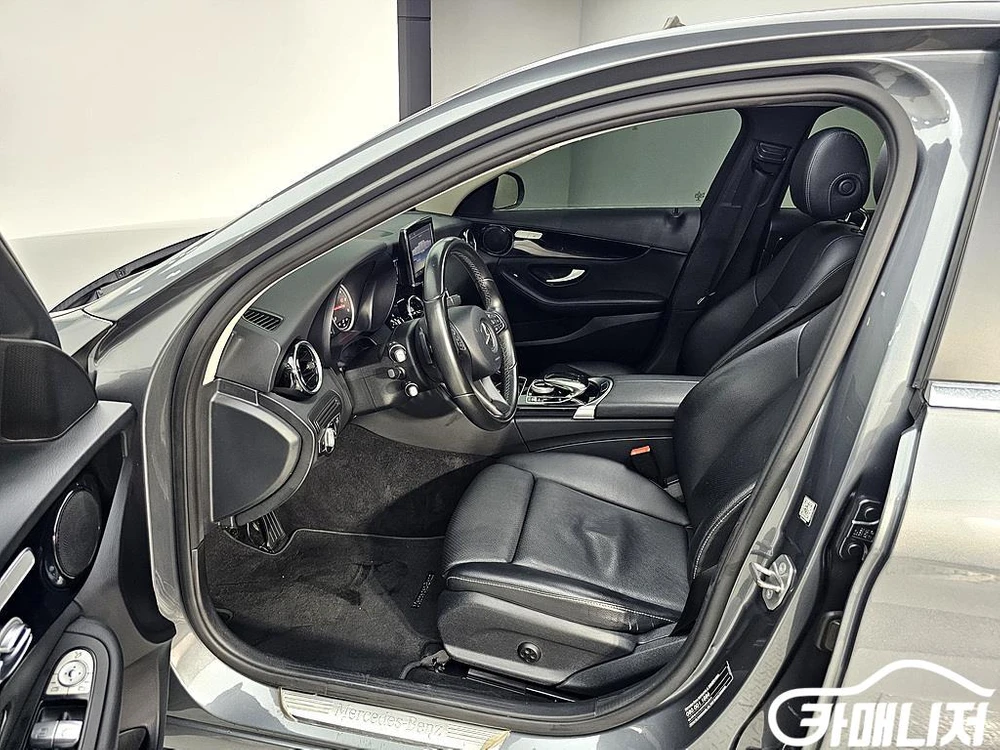 [벤츠]C클래스 W205 C200 d #고유가특가 이미지
