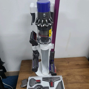 다이슨 무선청소기 V10(다이슨 배터리>53분작동,다이슨거치대&전체해체,Cleaning완) 이미지