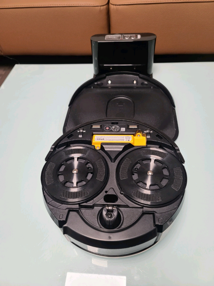 LG 코드제로 물걸레 로봇청소기 M0972WA(S급,2024년7월산) 이미지
