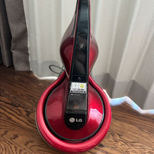 LG 침구청소기 VH9200D 레드 이미지