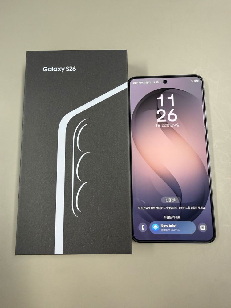 갤럭시S26 블랙컬러 풀박스 256GB 이미지