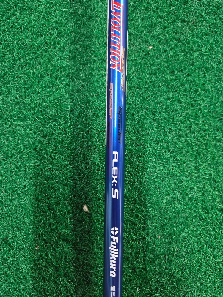 Titleist 타이틀리스트 915 D3 드라이버 이미지