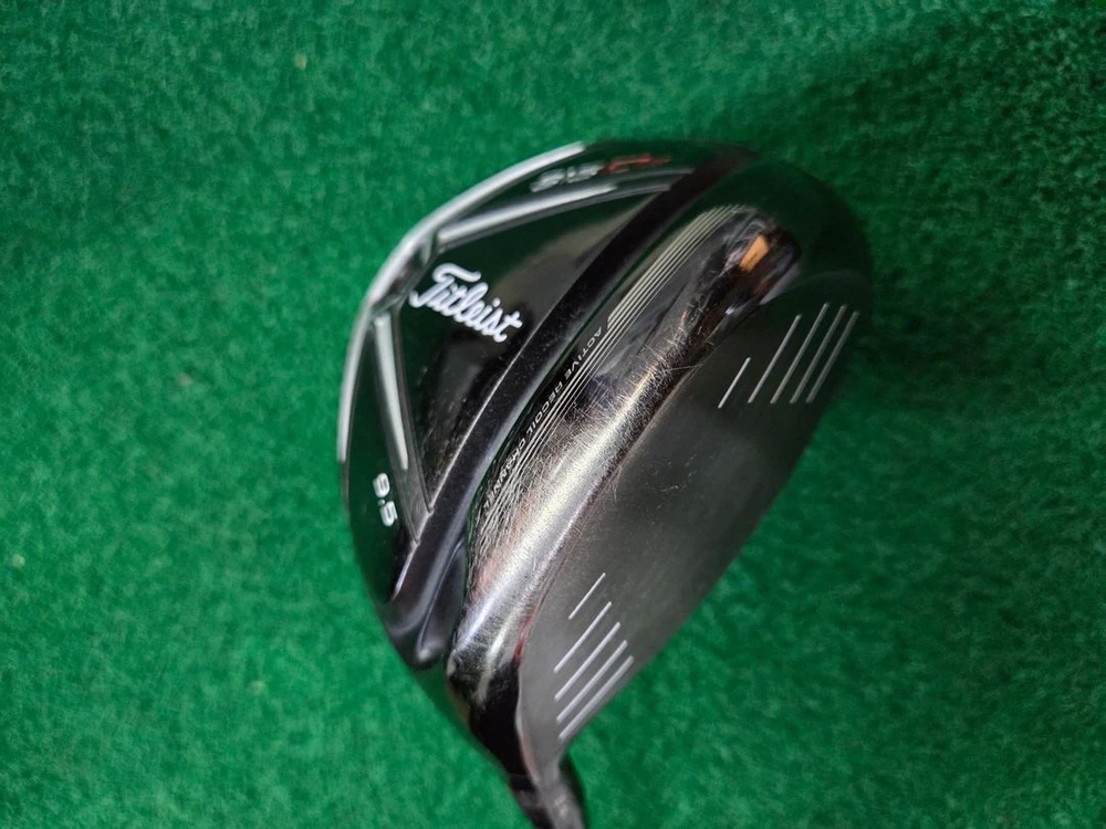 Titleist 타이틀리스트 915 D3 드라이버 이미지